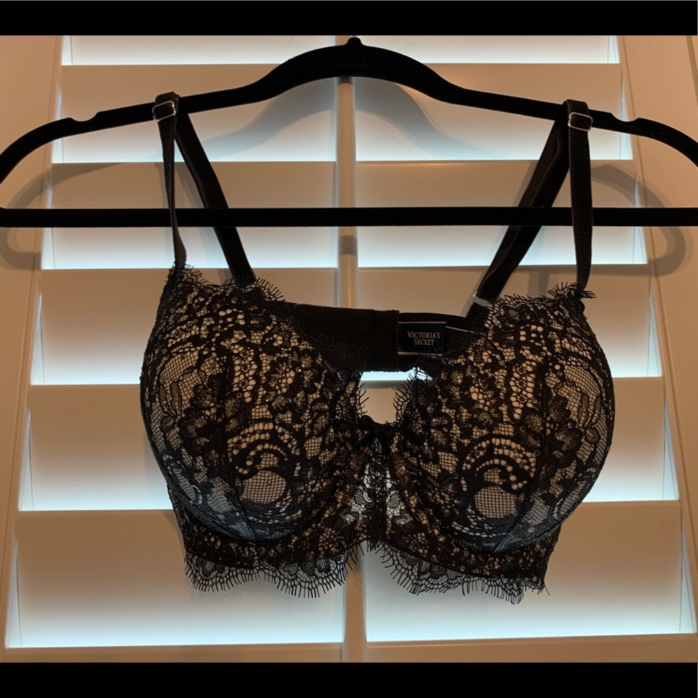 Victoria’s Secret Black Lace Bra